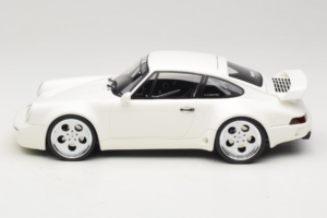 Porsche 911 992 Strosek Giga White GT Spirit 1:18 GT525 Resin - image 3 of 6