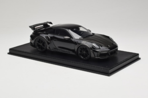 Porsche 911 992 TechArt GTstreet R Black With Black Wheels TechArt 1:18 REMC012 Resin - image 4 of 6