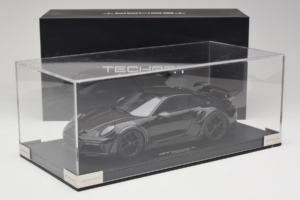 Porsche 911 992 TechArt GTstreet R Black With Black Wheels TechArt 1:18 REMC012 Resin - image 6 of 6