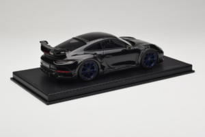 Porsche 911 992 TechArt GTstreet R Black With Blue Wheels TechArt 1:18 REMC009 Resin - image 3 of 6