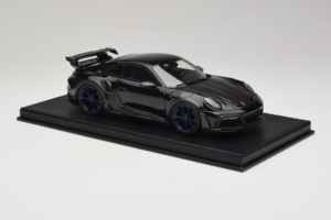 Porsche 911 992 TechArt GTstreet R Black With Blue Wheels TechArt 1:18 REMC009 Resin - image 4 of 6