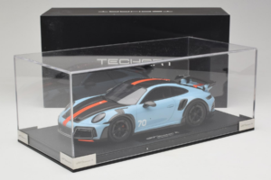 Porsche 911 992 TechArt GTstreet R Gulf Blue TechArt 1:18 REMC010 Resin - image 6 of 6