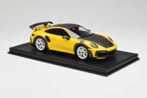 Porsche 911 992 TechArt GTstreet R Yellow With White Wheels TechArt 1:18 REMC015 Resin - image 3 of 6