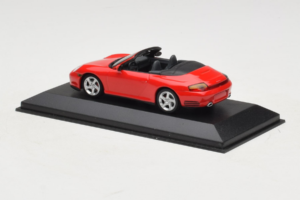 Porsche 911 996 Carrera 4S Cabriolet Red Minichamps 1:43 400062831 Diecast - image 3 of 4