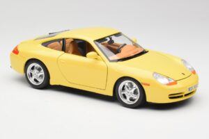 Porsche 911 996 Carrera Yellow Bburago 1:18 30085-M1 Diecast - image 6 of 8