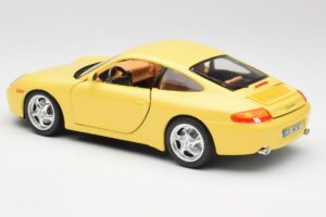 Porsche 911 996 Carrera Yellow Bburago 1:18 30085-M1 Diecast - image 7 of 8
