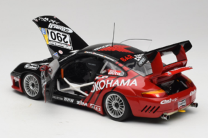 Porsche 911 996 GT3 RS #290 N. Bartels / H. Jacksties / F. Lorenzo Yokohama 24 Hours of Nurburgring 2003 AUTOart 1:18 80372 D - image 5 of 8
