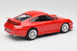 Porsche 911 996 GT3 Strasse Red Bburago 1:18 30395 Diecast - image 3 of 8
