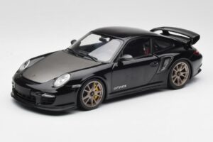 Porsche 911 997 GT2 RS Black & Silver Wheels Minichamps 1:18 100069401 Diecast