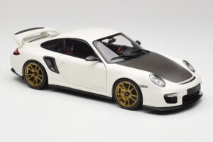 Porsche 911 997 GT2 RS White & Gold Wheels Minichamps 1:18 100069406 Diecast - image 6 of 8