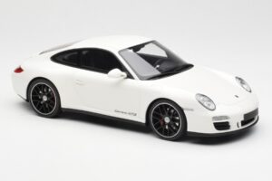 Porsche 911 997 GTS White GT Spirit 1:18 GT287 Resin - image 4 of 6