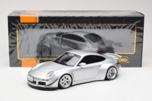 Porsche 911 997 RWB Abu Dhabi IXO 1:18 18CMC166 Diecast - image 6 of 6