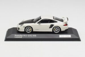 Porsche 911 997.2 GT2 RS White with Silver Wheels Minichamps 1:43 400069405 Diecast