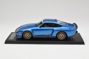 Porsche 911 930 Almeras Biturbo 3.3 Blue Kess 1:18 KE18005A Resin - image 3 of 6