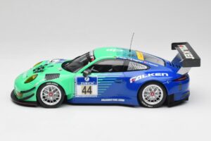 Porsche 911 GT3 R #44 Falken Motorsport W. Henzler / P. Dumbreck NBR 2016 Minichamps 1:18 155166044 Diecast - image 3 of 6