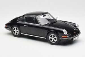 Porsche 911 S Black Schuco 1:18 450047200 Diecast - image 6 of 8