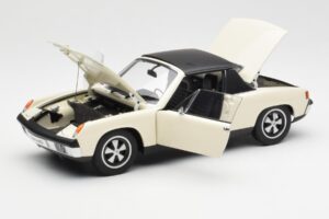 Porsche 914/6 Light Ivory AUTOart 1:18 77933 Diecast - image 2 of 8