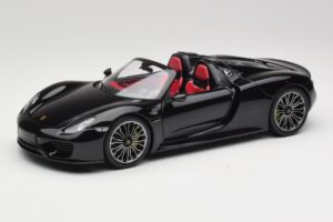 Porsche 918 Spyder Basalt Black Metallic Minichamps 1:18 110062431 Diecast