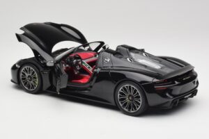 Porsche 918 Spyder Basalt Black Metallic Minichamps 1:18 110062431 Diecast - image 5 of 8