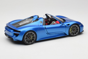 Porsche 918 Spyder Blue Metallic Minichamps 1:18 110062432 Diecast - image 3 of 8