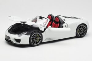 Porsche 918 Spyder White Minichamps 1:18 110062436 Diecast - image 2 of 8