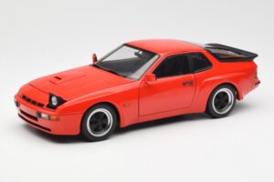 Porsche 924 Carrera GT Guards Red AUTOart 1:18 78003 Diecast