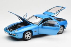 Porsche 928 Blue AUTOart 1:18 77901 Diecast - image 2 of 8