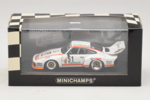 Porsche 935 Vaillant #51 B. Wollek Zolder 1977 Minichamps 1:43 400776351 Diecast - image 4 of 4