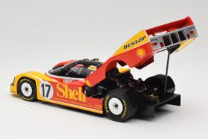 Porsche 962C Group C #17 D. Bell / H-J. Stuck / K. Ludwig 24 Hours of Le Mans 1988 Universal Hobbies 1:18 4704 Diecast - image 5 of 8