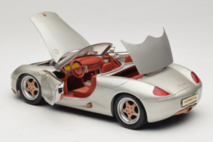 Porsche Boxster 986 Concept Silver Maisto 1:18 50231 Diecast - image 5 of 8