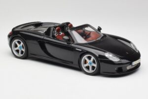 Porsche Carrera GT Black Maisto 1:18 36665 Diecast - image 6 of 8