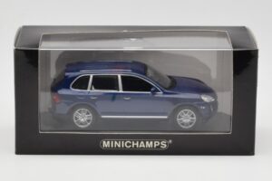 Porsche Cayenne S Blue Minichamps 1:43 WAP02061217 Diecast - image 4 of 4