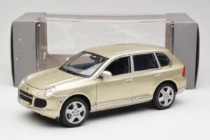 Porsche Cayenne Turbo 955 Beige Maisto 1:18 WAP02100113 Diecast - image 8 of 8