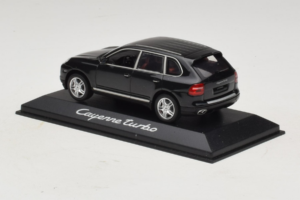 Porsche Cayenne Turbo Dark Green Metallic Minichamps 1:43 WAP02061117 Diecast - image 3 of 5