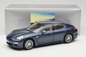 Porsche Panamera 970 S Blue Minichamps 1:18 WAP02100119 Diecast - image 8 of 8