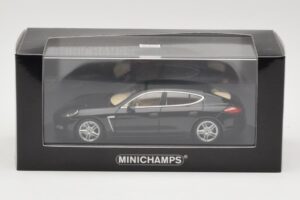 Porsche Panamera 970 Turbo Black Metallic Minichamps 1:43 400068271 Diecast - image 4 of 4
