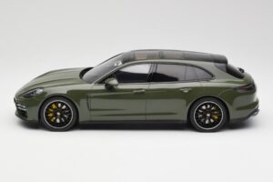 Porsche Panamera Turbo S 971 Sport Turismo Green GT Spirit 1:18 GT447 Resin - image 3 of 6
