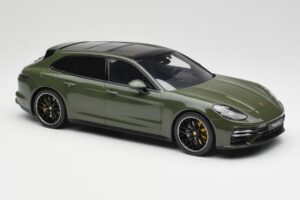 Porsche Panamera Turbo S 971 Sport Turismo Green GT Spirit 1:18 GT447 Resin - image 4 of 6