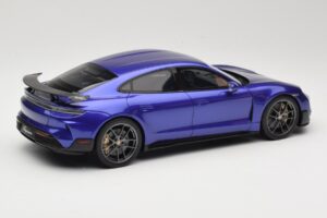 Porsche Taycan J1 Turbo GT Purple Sky Metallic GT Spirit 1:18 GT520 Resin - image 2 of 6
