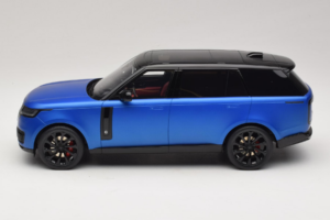Range Rover P615 SV Velocity Blue GT Spirit 1:18 GT540 Resin - image 3 of 6