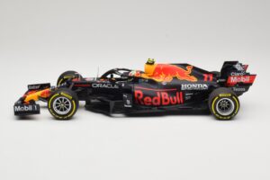Red Bull Racing Honda RB16B #11 S. Perez Mexican GP 2021 Minichamps 1:18 110211911 Diecast - image 3 of 6