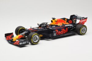 Red Bull Racing RB16 #33 M. Verstappen Winner 70th Anniversary GP 2020 Minichamps 1:18 110200533 Diecast