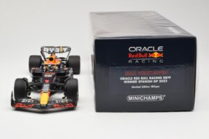 Red Bull Racing RB19 #1 M. Verstappen Winner Spanish GP 2023 Minichamps 1:18 110230801 Diecast - image 6 of 6
