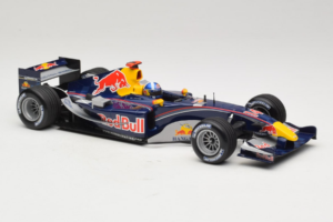 Red Bull RB1 Cosworth #14 D. Coulthard Red Bull Racing Showcar 2005 Minichamps 1:18 100050014 Diecast - image 4 of 6