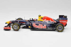 Red Bull RB8 Renault #2 M. Webber Red Bull Racing Showcar 2012 Minichamps 1:18 110120072 Diecast - image 3 of 7
