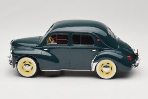 Renault 4CV Green Solido 1:18 8047 Diecast - image 3 of 6