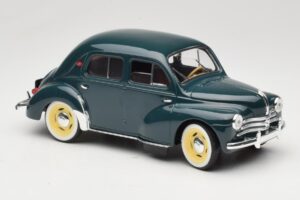Renault 4CV Green Solido 1:18 8047 Diecast - image 4 of 6