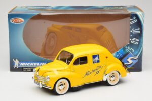Renault 4CV Michelin Yellow Solido 1:18 82002 Diecast - image 6 of 6