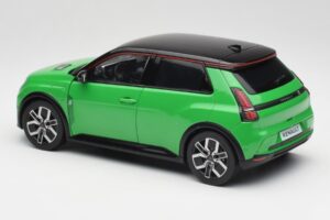 Renault 5 E-Tech Electric Pop Green & Black Norev 1:18 185502 Diecast - image 7 of 8