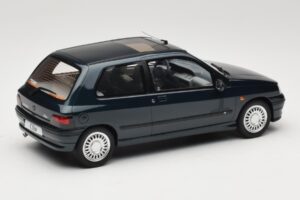 Renault Clio Baccara 1.8 Abyss Green Otto 1:18 OT1157 Resin - image 2 of 6